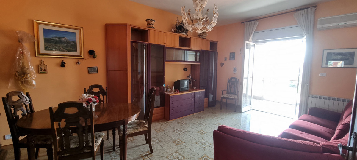Foto 3 di 51 - Appartamento in vendita a Milazzo