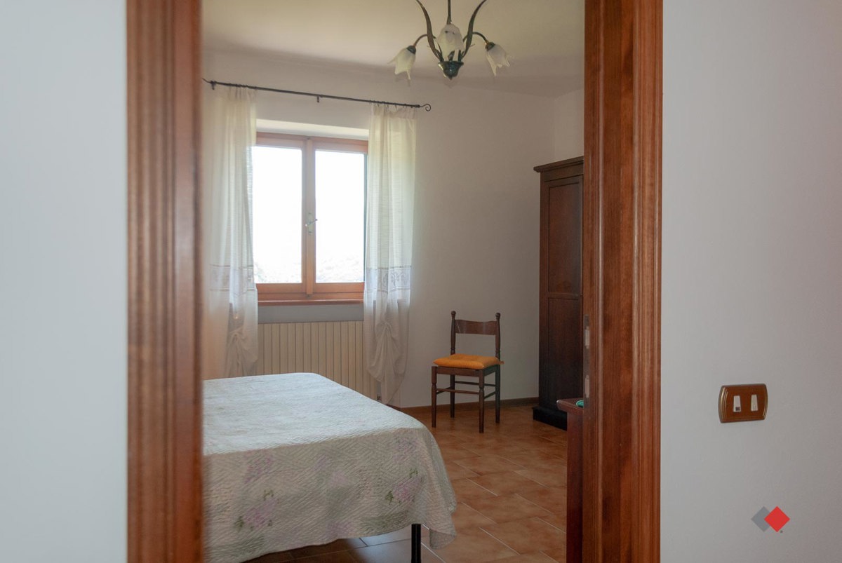 Foto 32 di 42 - Villa a schiera in vendita a Castelnuovo Garfagnana
