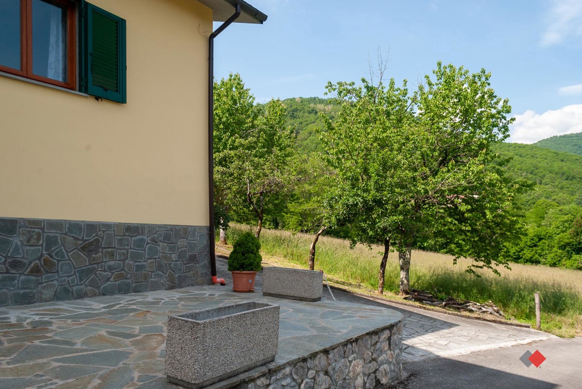 Foto 5 di 42 - Villa a schiera in vendita a Castelnuovo Garfagnana