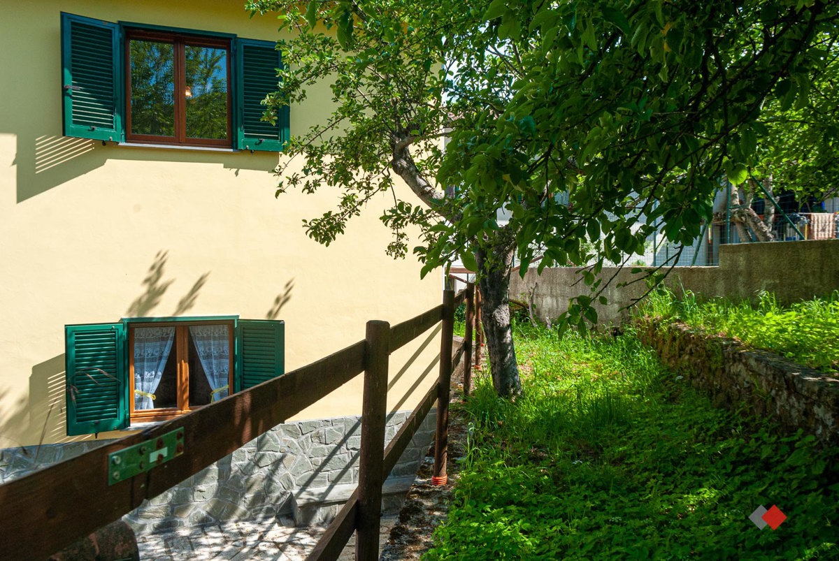 Foto 12 di 42 - Villa a schiera in vendita a Castelnuovo Garfagnana