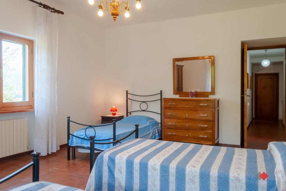 Foto 26 di 42 - Villa a schiera in vendita a Castelnuovo Garfagnana