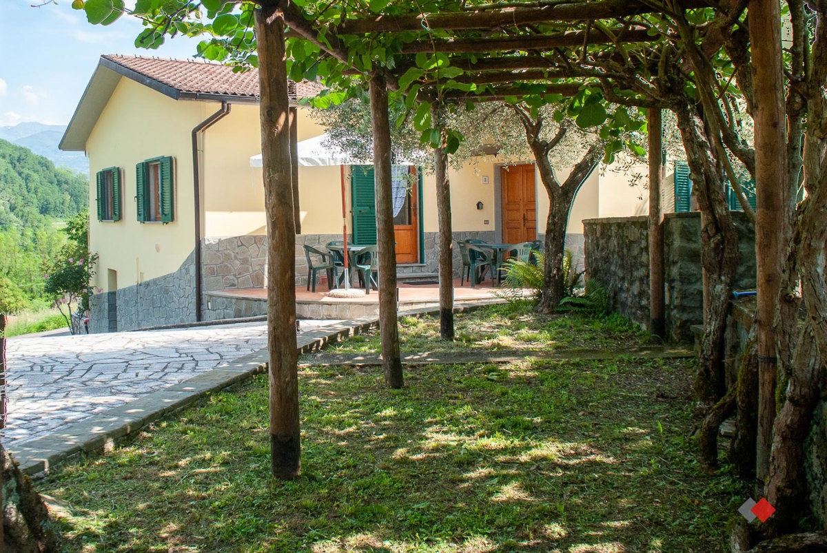 Foto 16 di 42 - Villa a schiera in vendita a Castelnuovo Garfagnana