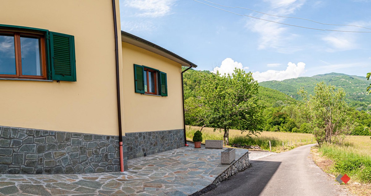 Foto 6 di 42 - Villa a schiera in vendita a Castelnuovo Garfagnana