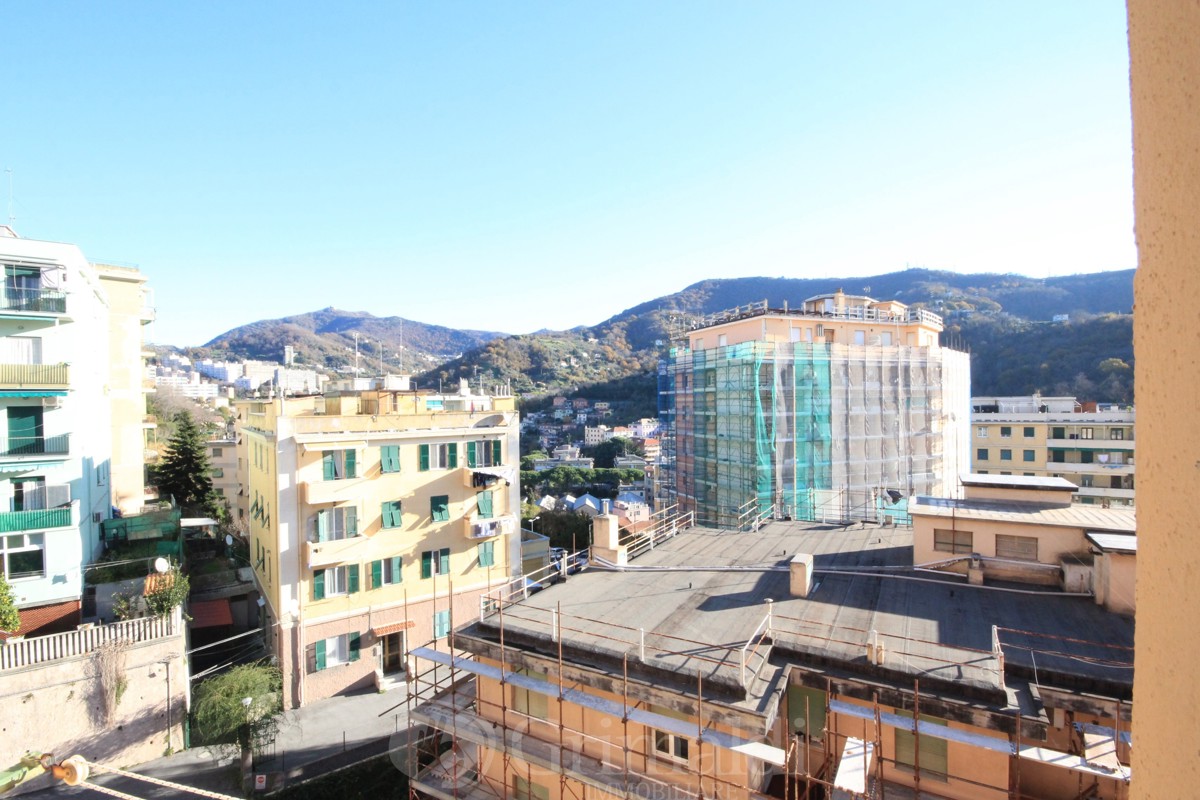 Foto 11 di 16 - Appartamento in vendita a Genova