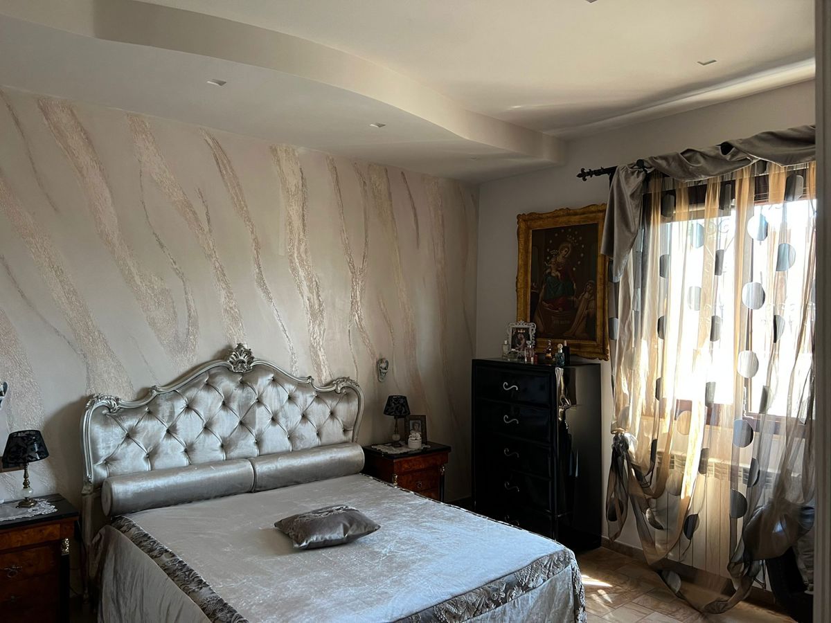 Foto 20 di 35 - Casa indipendente in vendita a Palermo