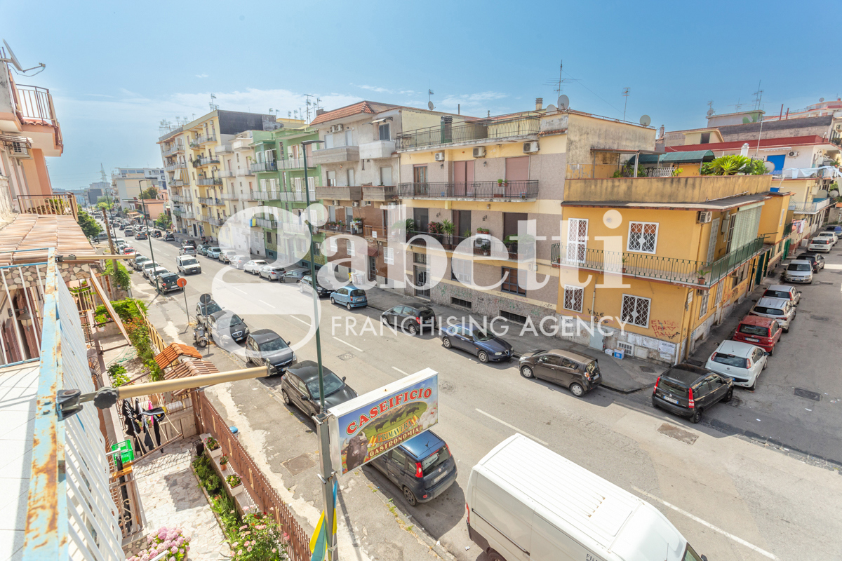 Foto 12 di 15 - Appartamento in vendita a Napoli