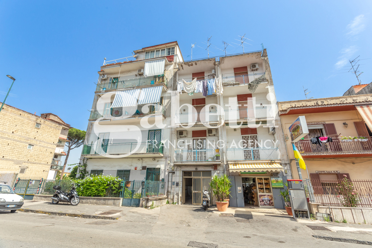Foto 14 di 15 - Appartamento in vendita a Napoli