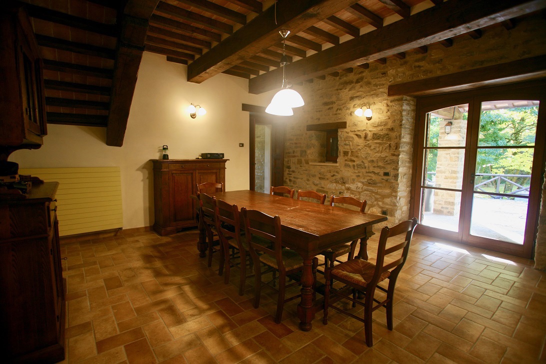 Foto 21 di 38 - Casa indipendente in vendita a Gubbio