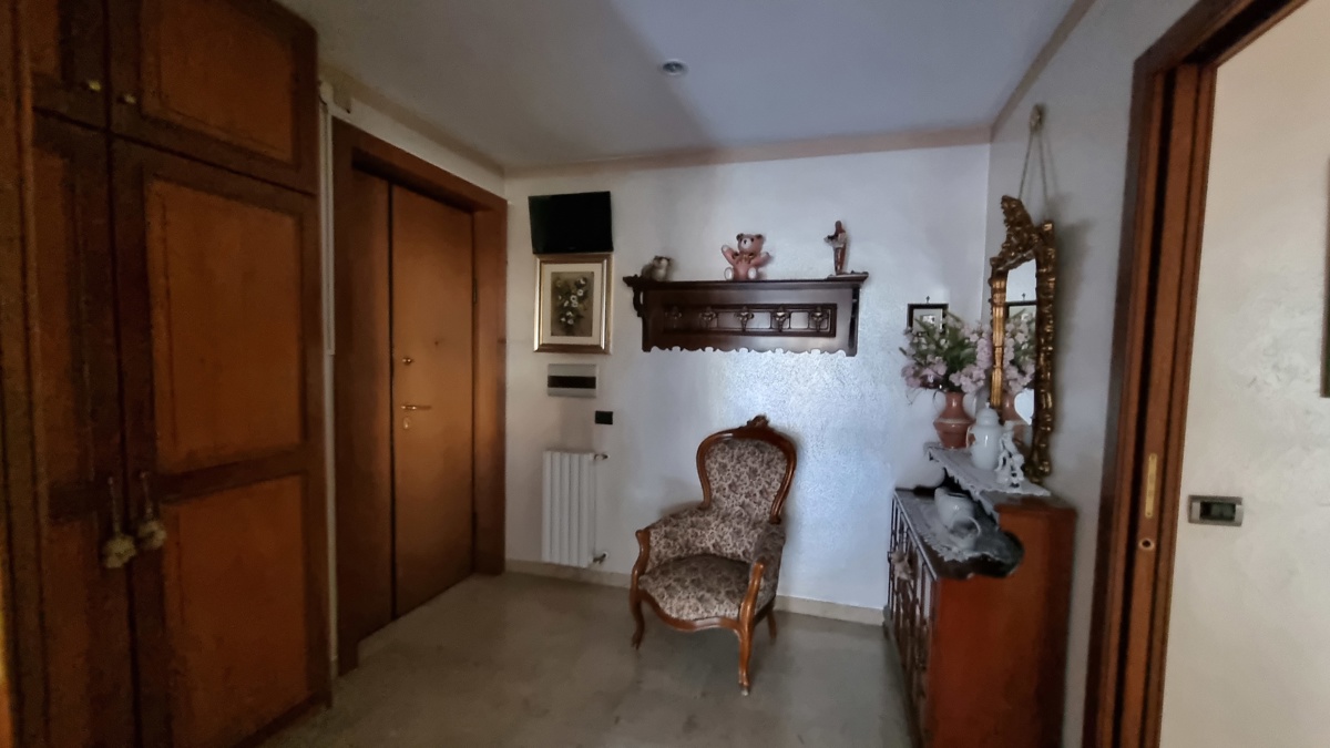 Foto 6 di 19 - Appartamento in affitto a Taranto