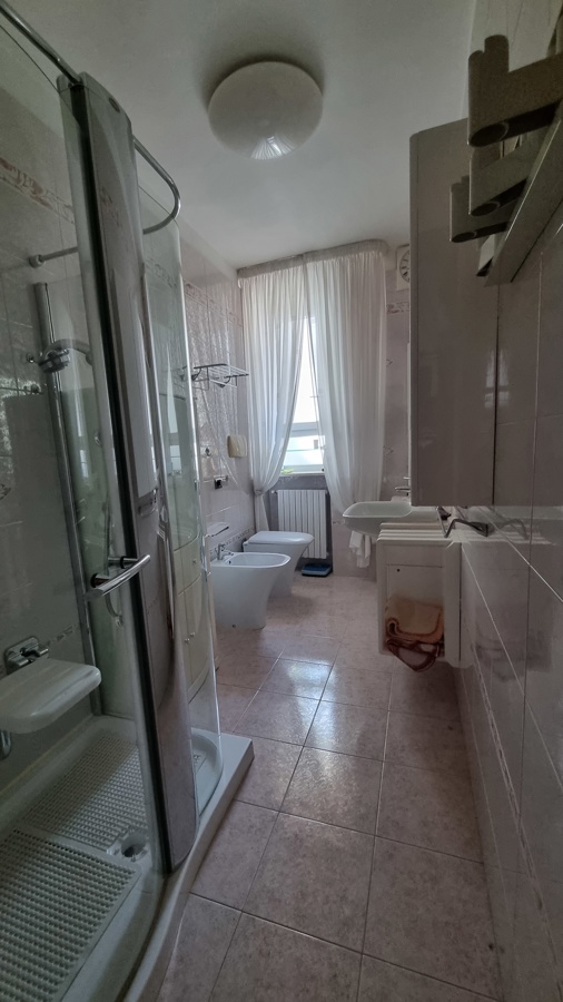 Foto 11 di 19 - Appartamento in affitto a Taranto