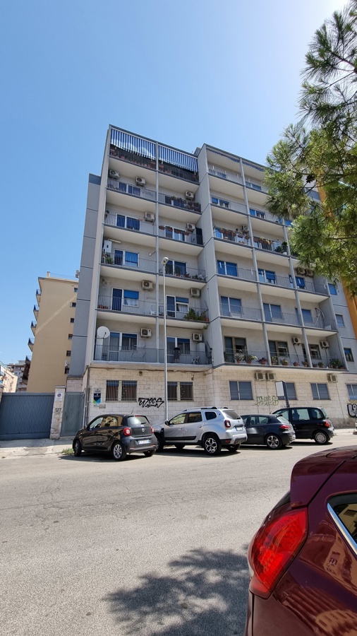 Foto 1 di 19 - Appartamento in affitto a Taranto