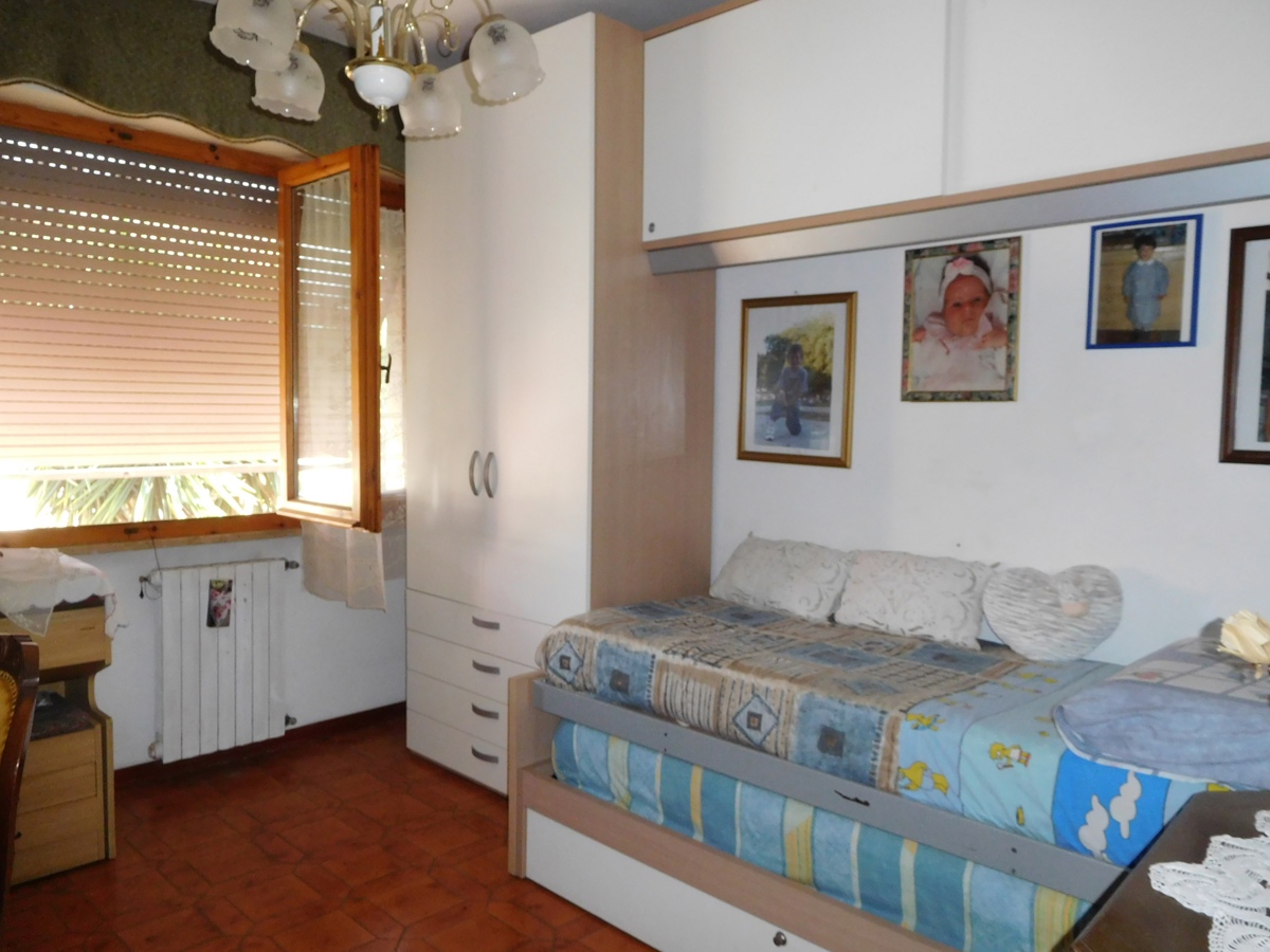 Foto 16 di 30 - Appartamento in vendita a Cecina
