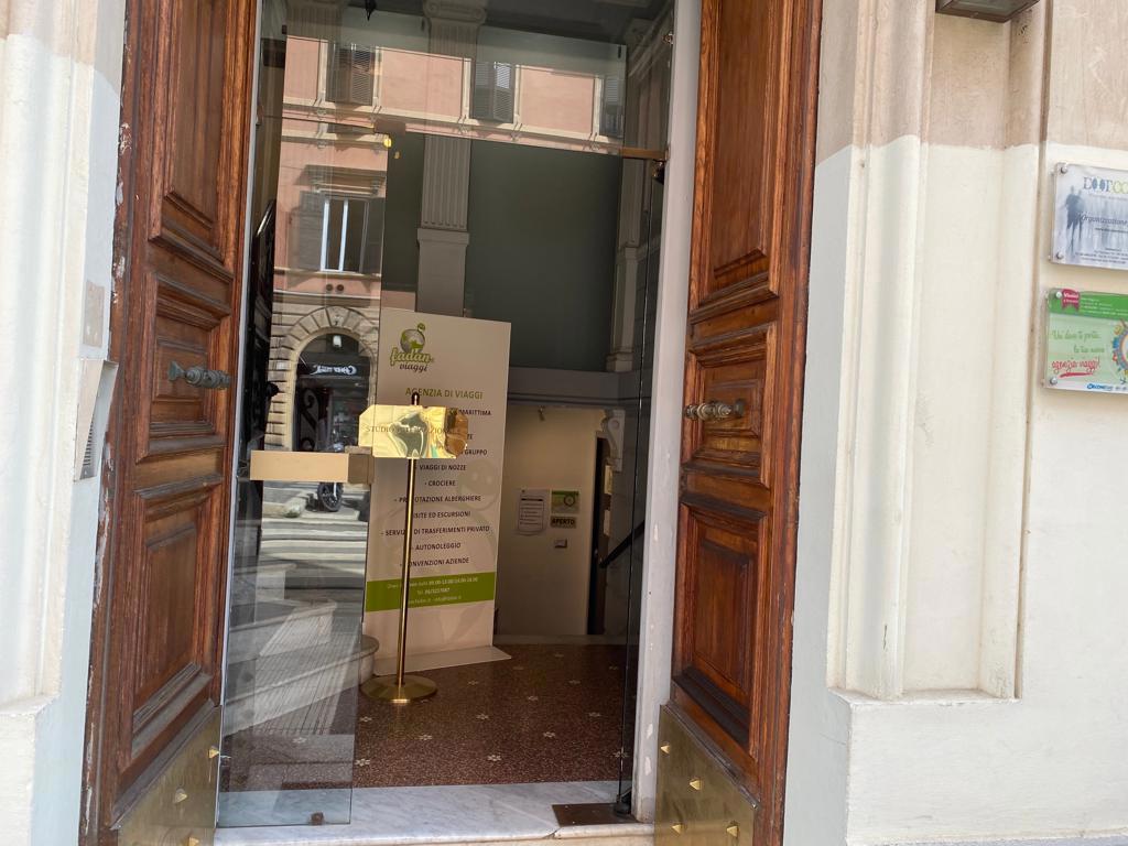 Foto 17 di 18 - Ufficio in affitto a Roma