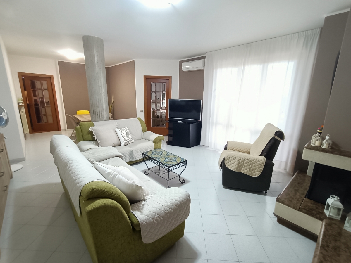 Foto 7 di 17 - Appartamento in vendita a Deruta