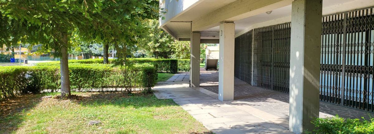 Foto 13 di 15 - Appartamento in vendita a Reggio Emilia