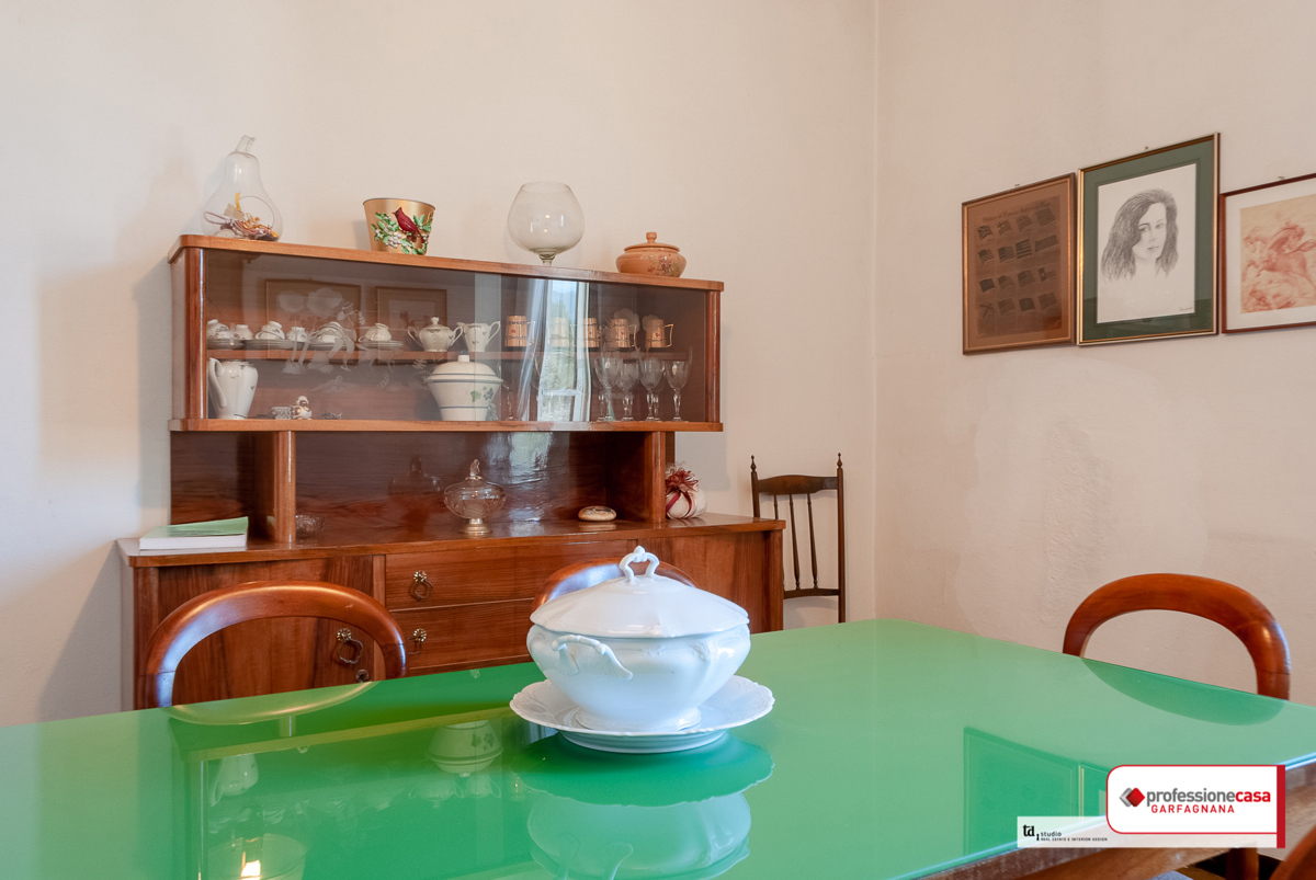 Foto 11 di 31 - Appartamento in vendita a Castelnuovo Garfagnana