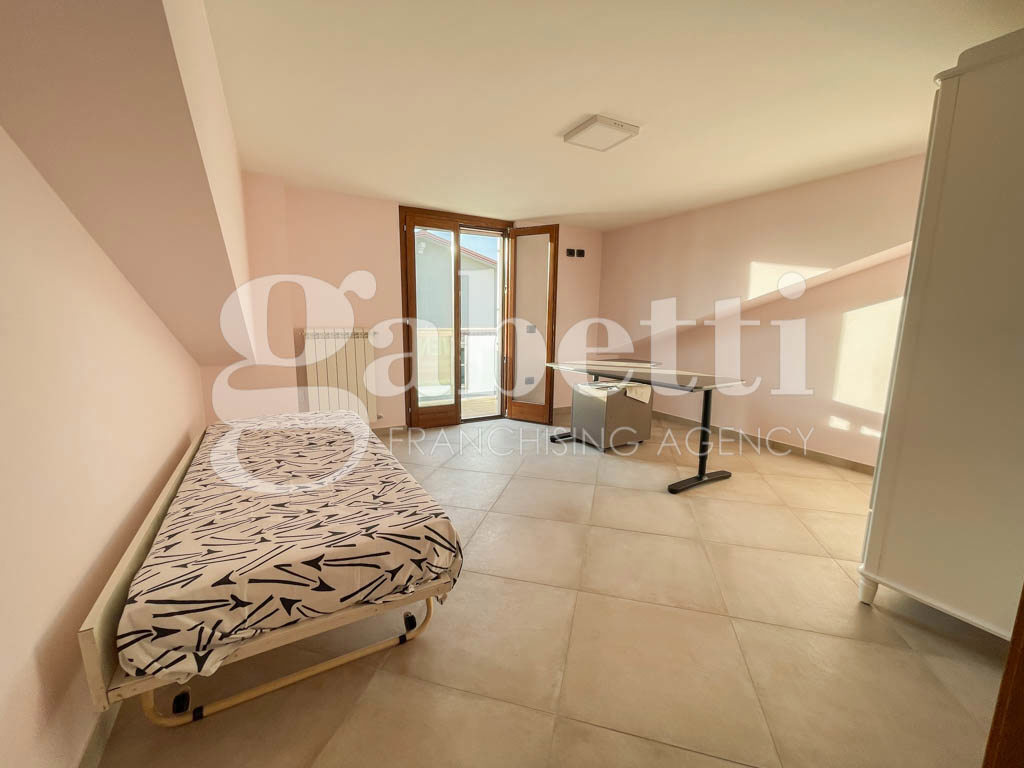 Foto 24 di 33 - Villa a schiera in vendita a Trentola Ducenta