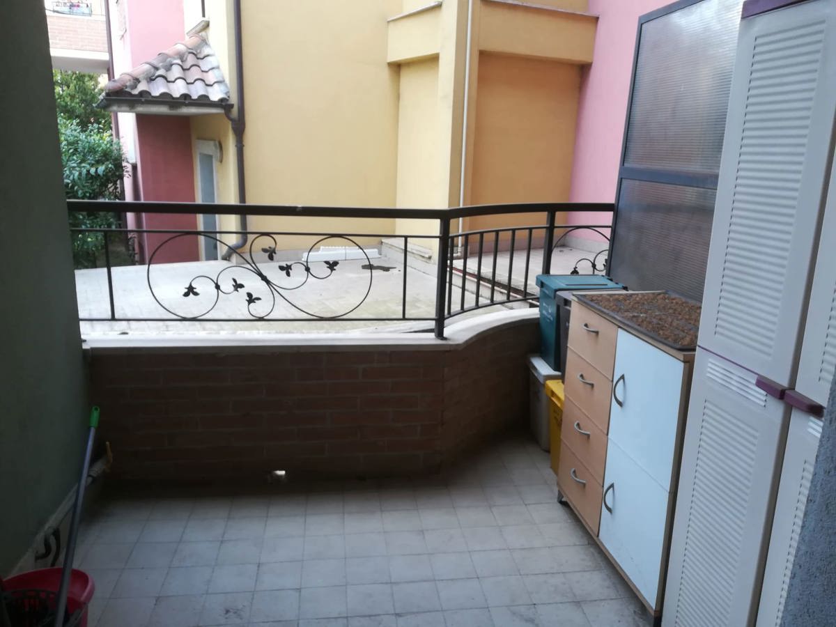 Foto 8 di 12 - Appartamento in affitto a Avezzano