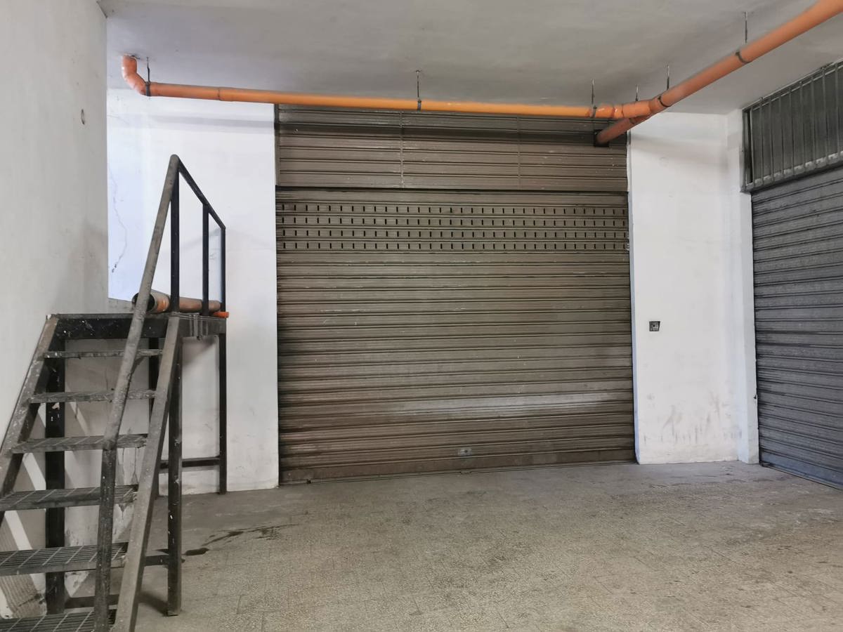 Foto 6 di 12 - Garage in vendita a Foggia