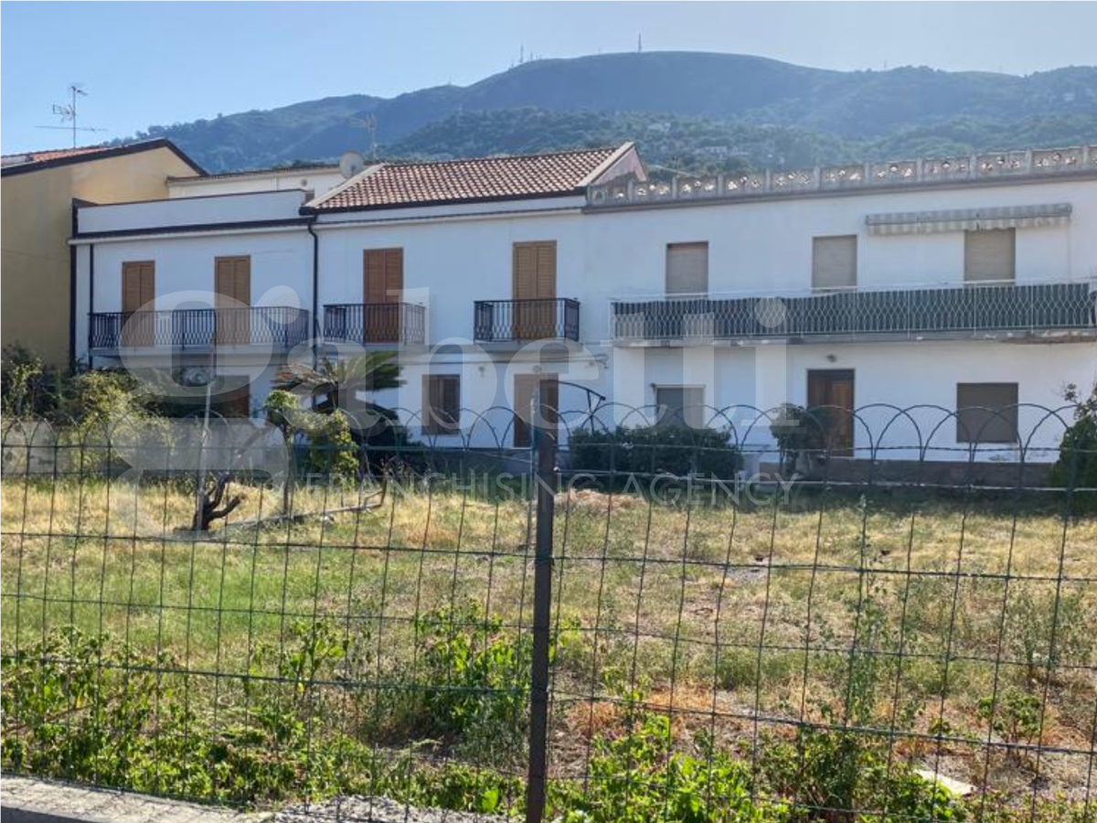 Foto 6 di 15 - Casa indipendente in vendita a Gioiosa Marea