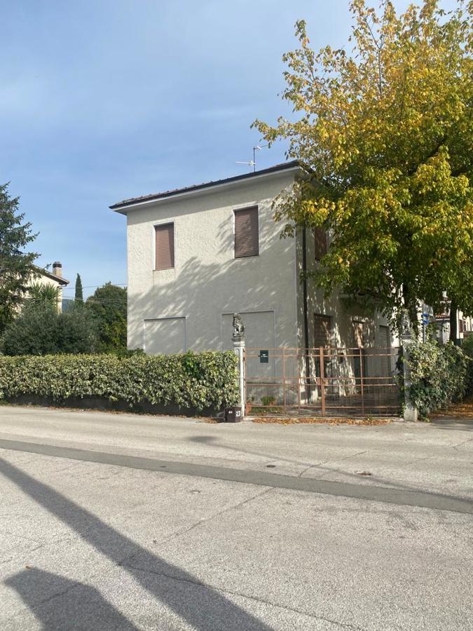 Foto 2 di 10 - Casa indipendente in vendita a Foligno