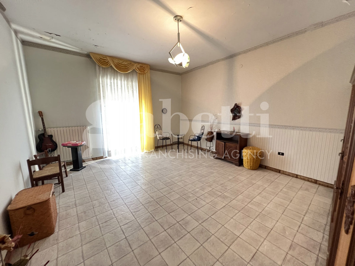 Foto 24 di 40 - Appartamento in vendita a Isernia