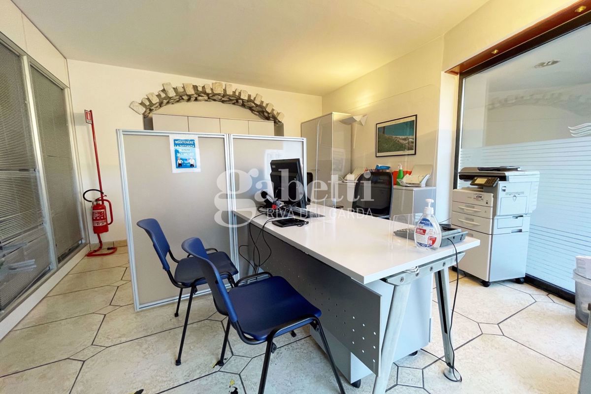 Foto 6 di 17 - Ufficio in affitto a Riva del Garda