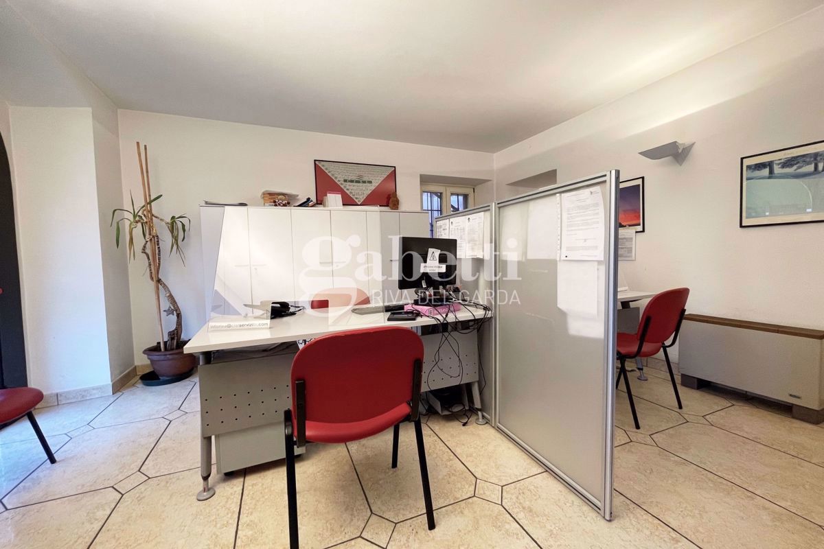 Foto 2 di 17 - Ufficio in affitto a Riva del Garda