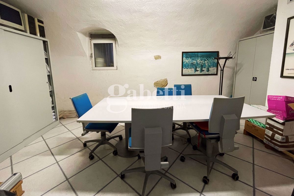 Foto 8 di 17 - Ufficio in affitto a Riva del Garda