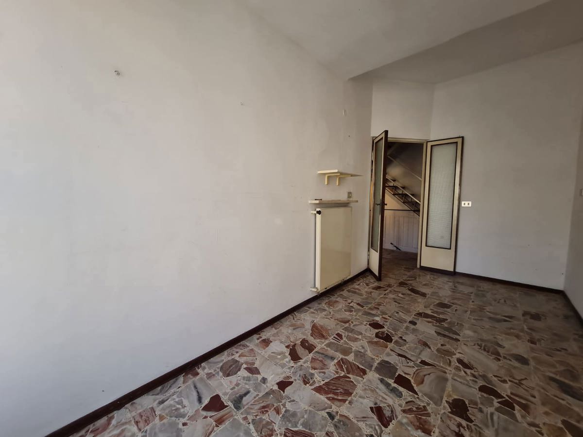 Foto 10 di 27 - Appartamento in vendita a Piacenza
