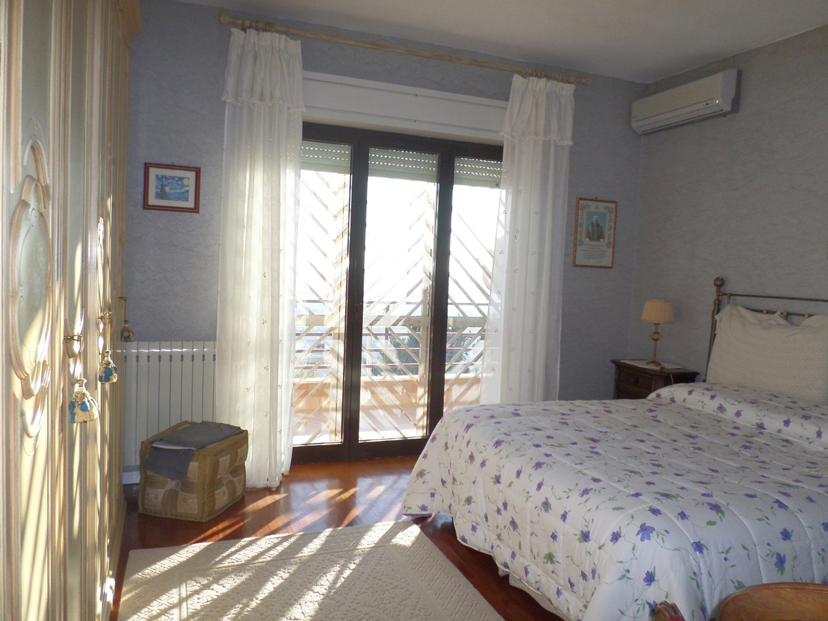 Foto 21 di 23 - Appartamento in vendita a Agrigento