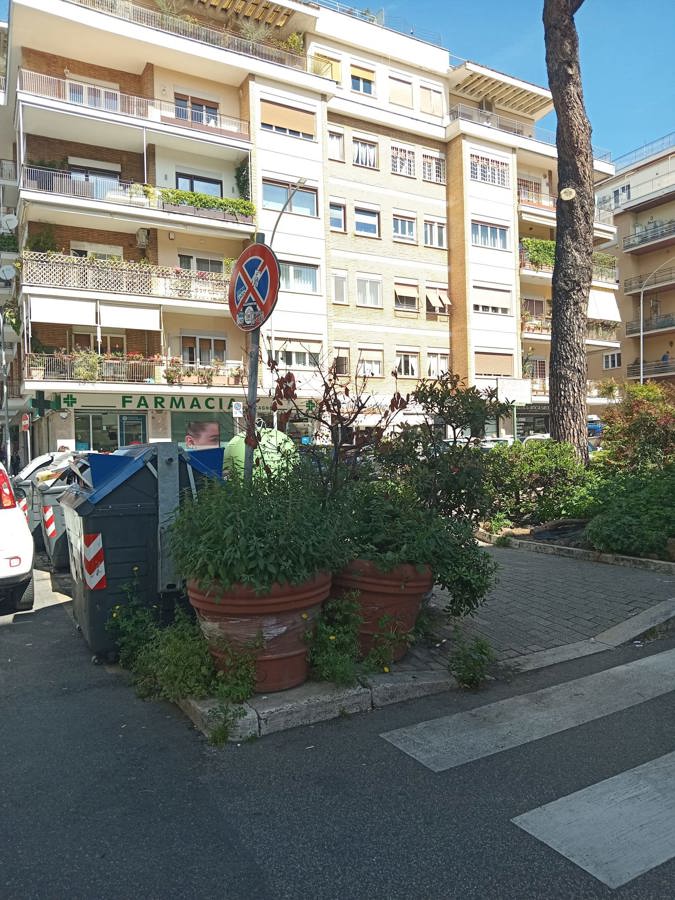 Foto 18 di 54 - Negozio in affitto a Roma