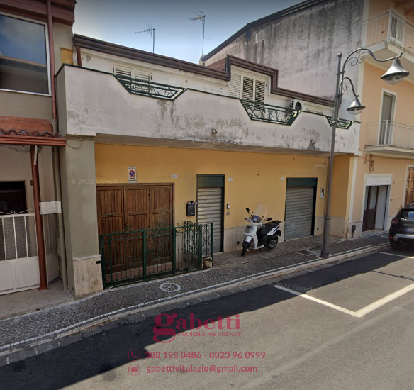 Foto 1 di 6 - Casa indipendente in vendita a Camigliano