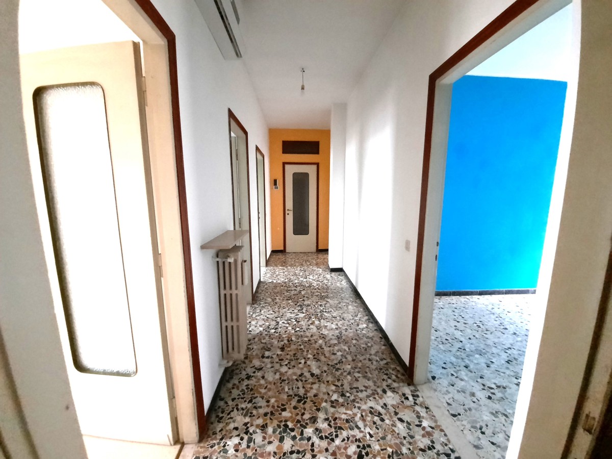 Foto 16 di 18 - Appartamento in vendita a Piacenza