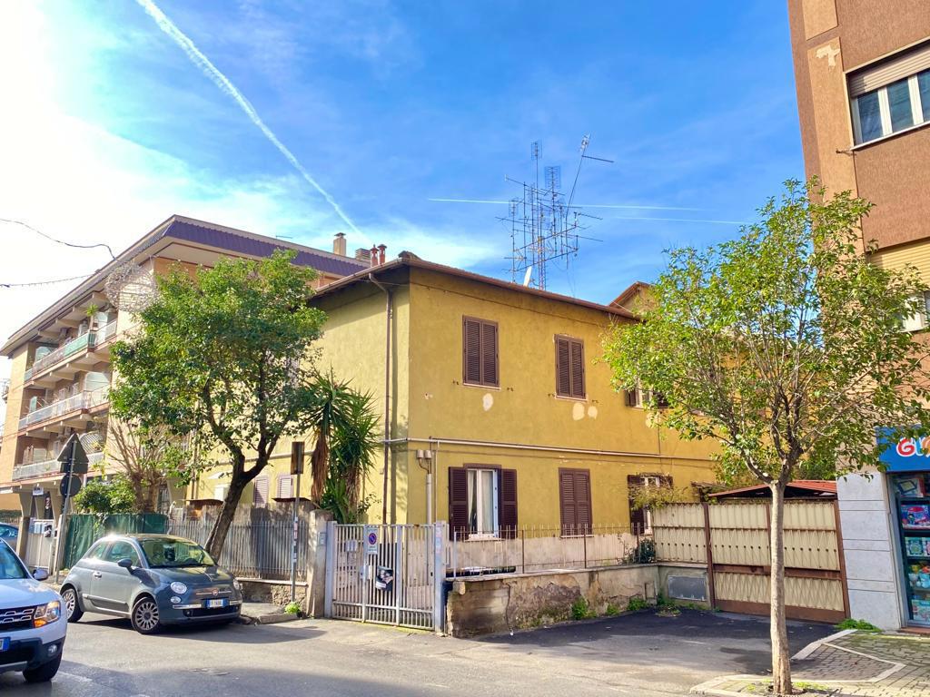 Foto 2 di 24 - Appartamento in vendita a Ciampino