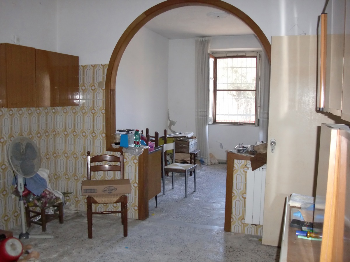 Foto 12 di 13 - Casa indipendente in vendita a Celle di Bulgheria