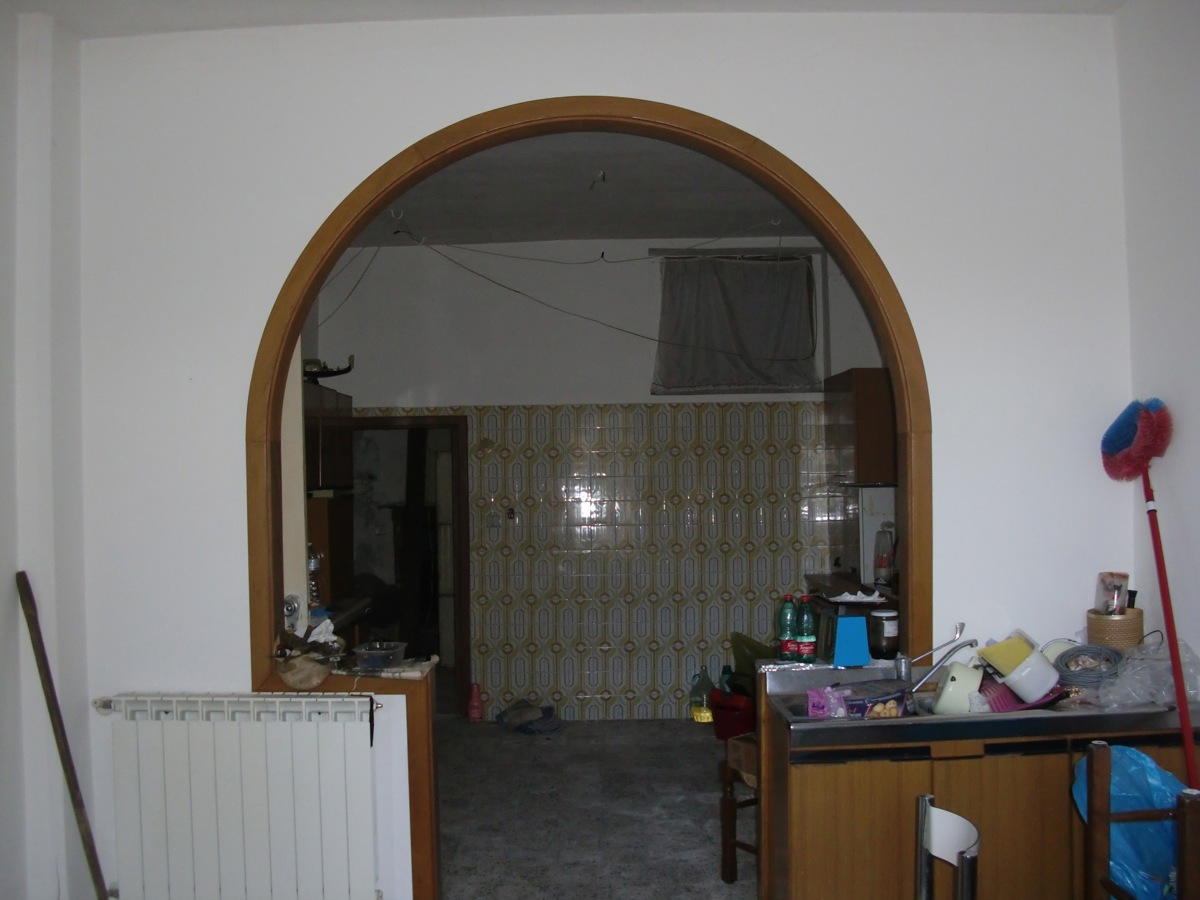 Foto 3 di 13 - Casa indipendente in vendita a Celle di Bulgheria