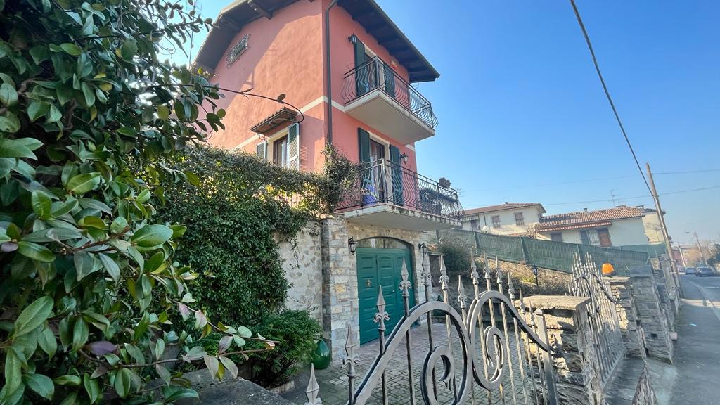 Foto 16 di 27 - Villa in vendita a Stradella