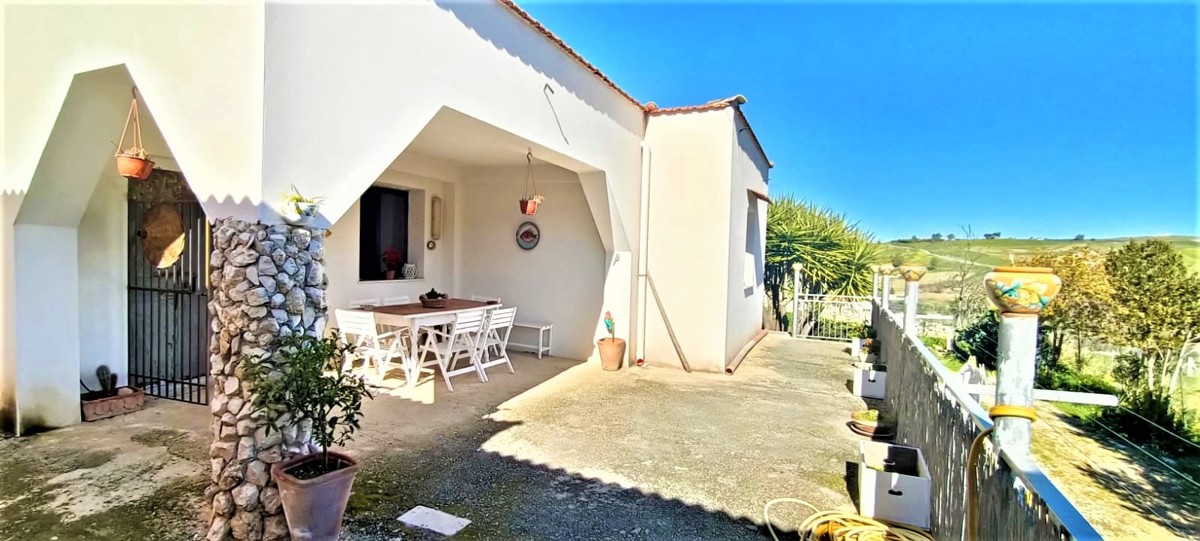 Foto 2 di 14 - Villa in vendita a Agrigento