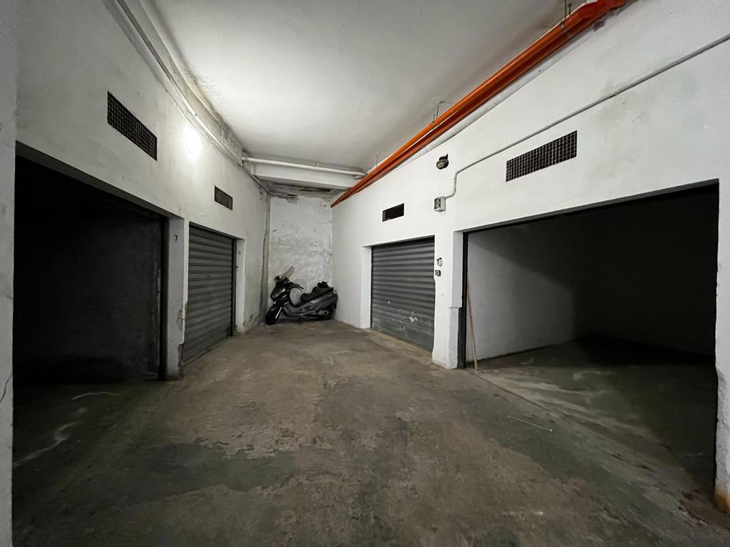 Foto 13 di 15 - Garage in vendita a Ciampino