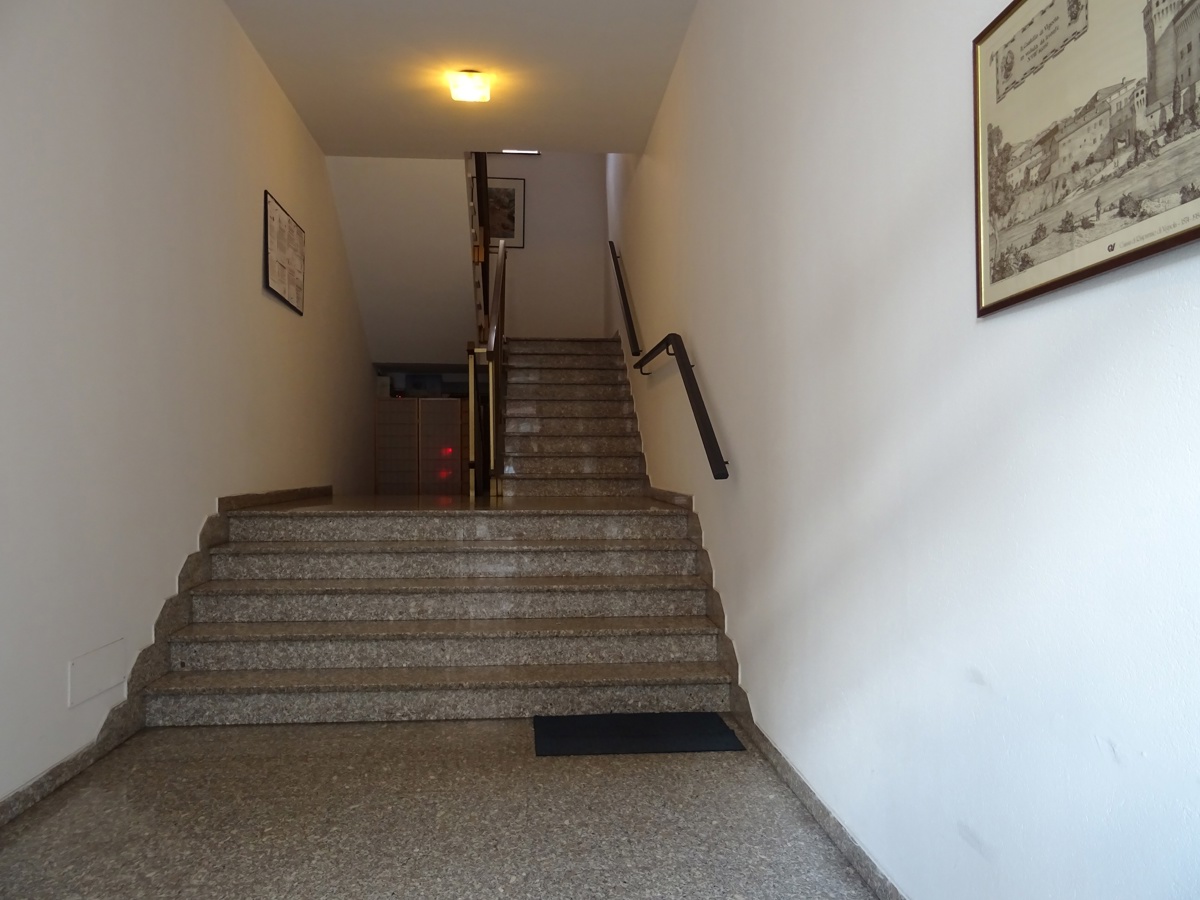 Foto 8 di 9 - Ufficio in vendita a Vignola