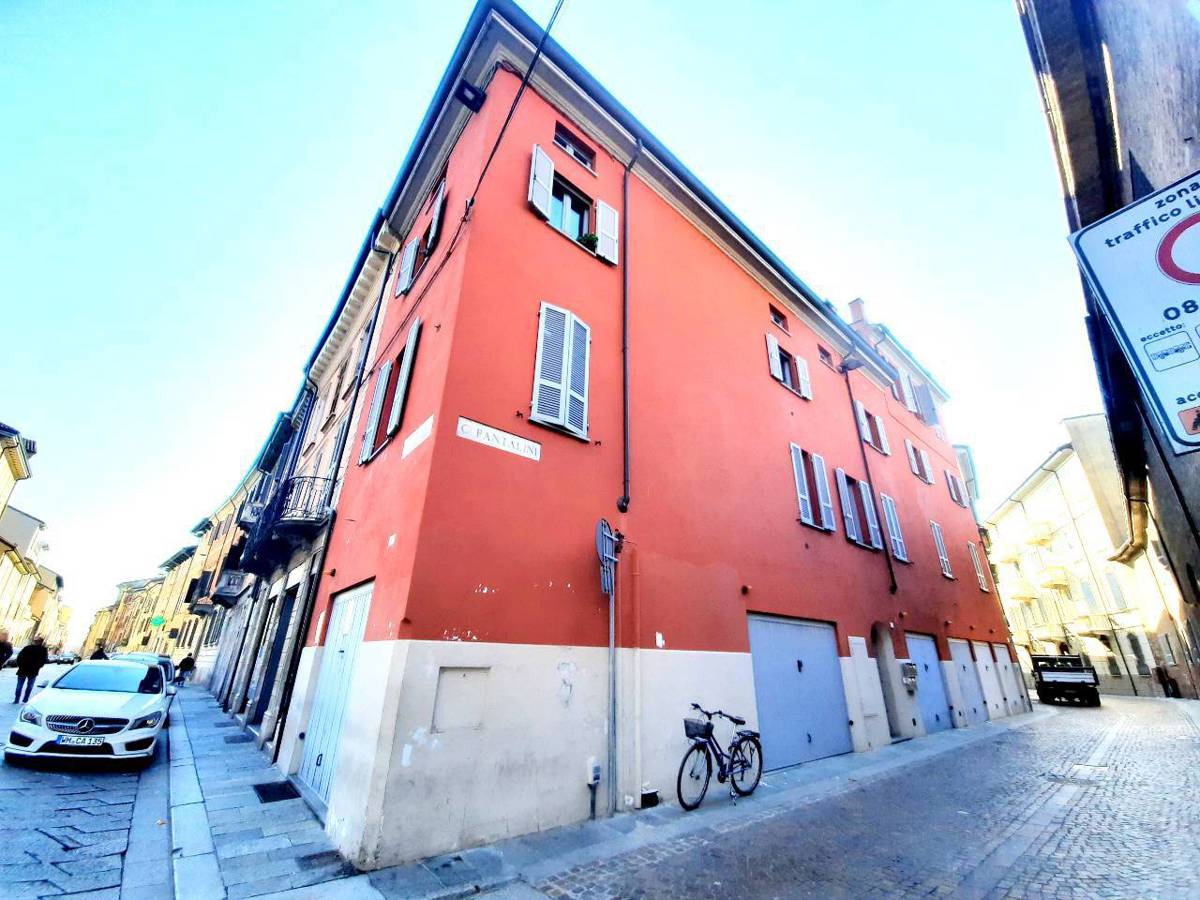 Foto 17 di 19 - Appartamento in vendita a Piacenza