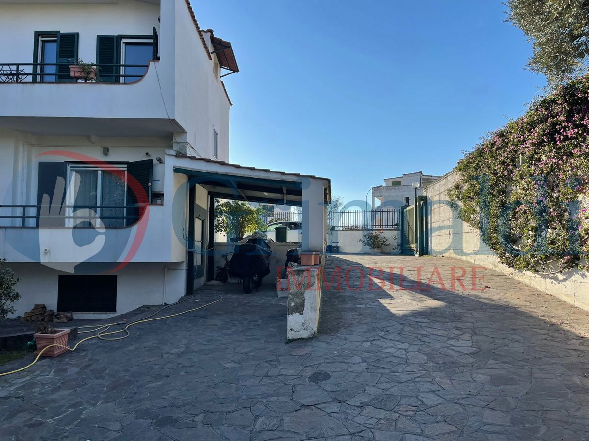 Foto 4 di 42 - Villa in vendita a Giugliano in Campania