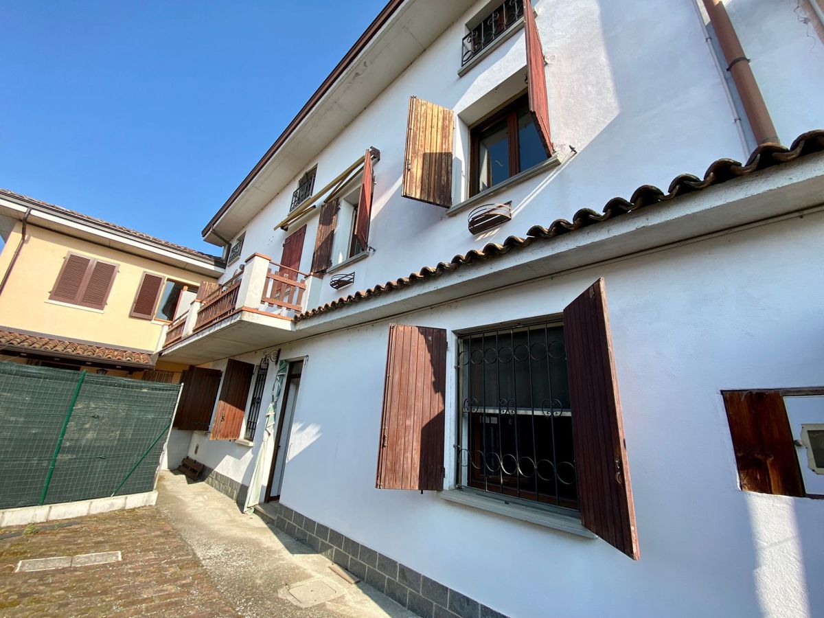 Foto 40 di 50 - Casa indipendente in vendita a San Daniele Po