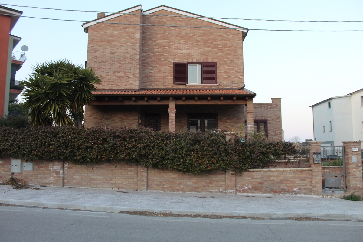 Foto 2 di 29 - Villa in vendita a San Salvo