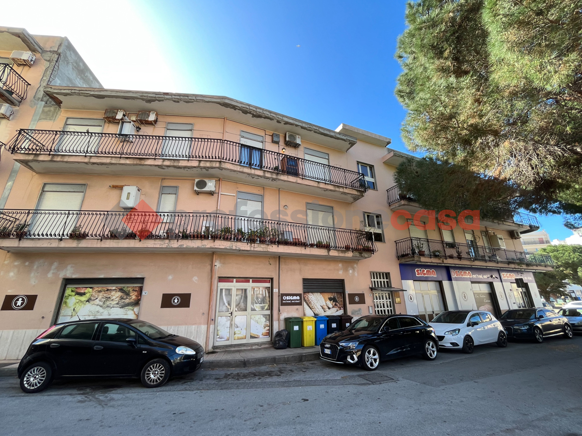 Foto 2 di 21 - Appartamento in vendita a Milazzo