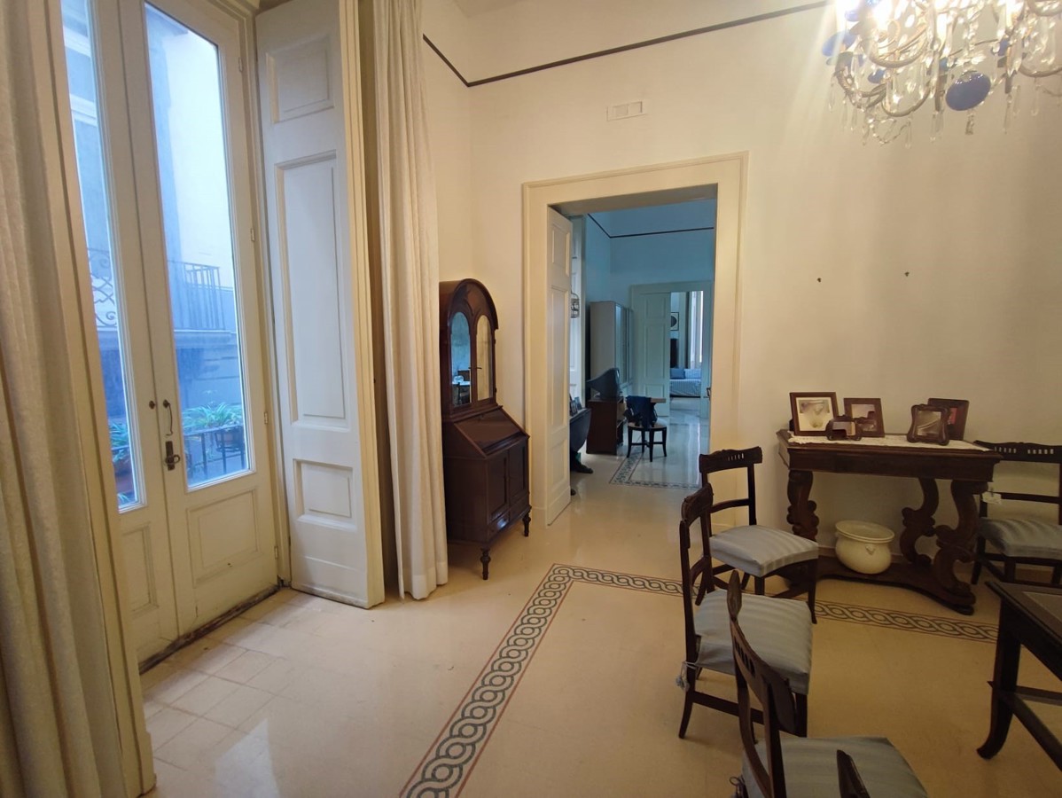 Foto 14 di 24 - Appartamento in vendita a Napoli