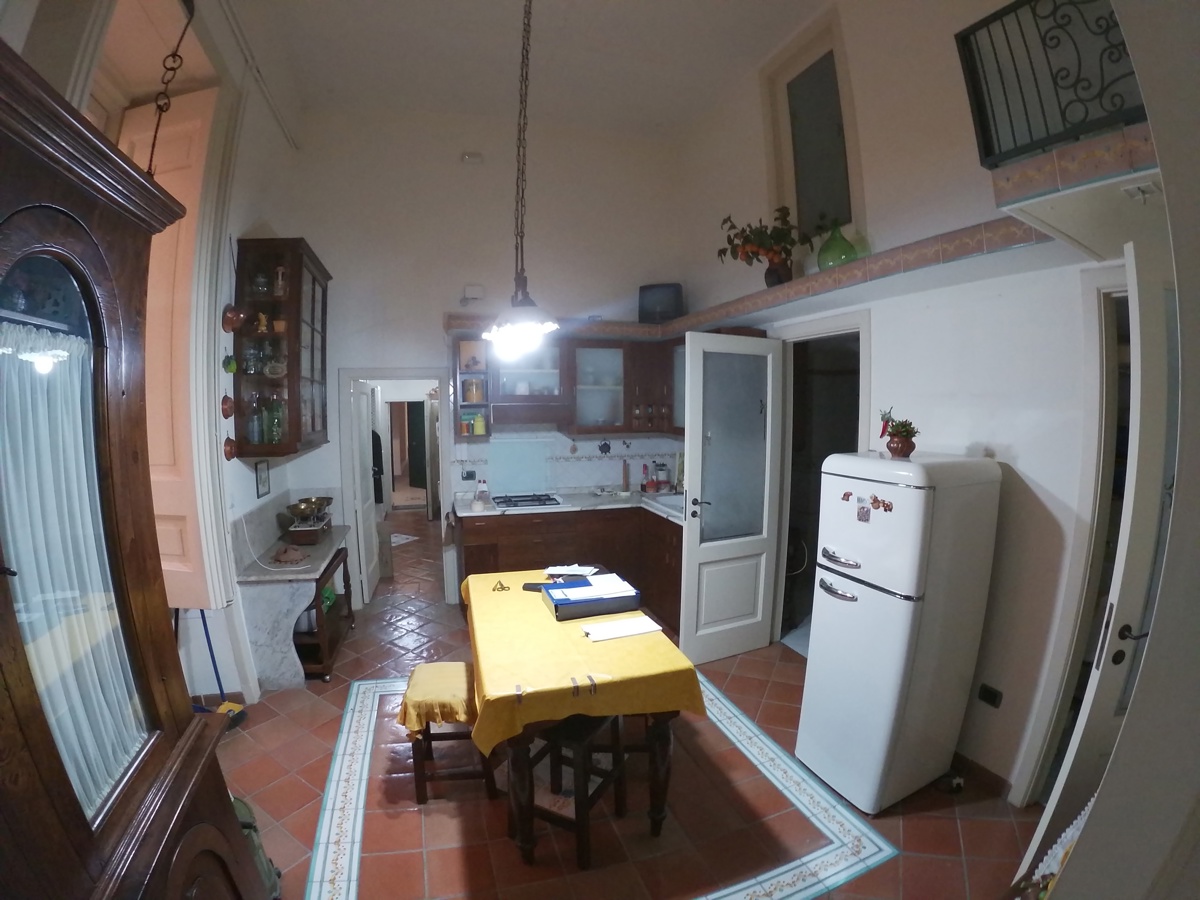 Foto 22 di 24 - Appartamento in vendita a Napoli