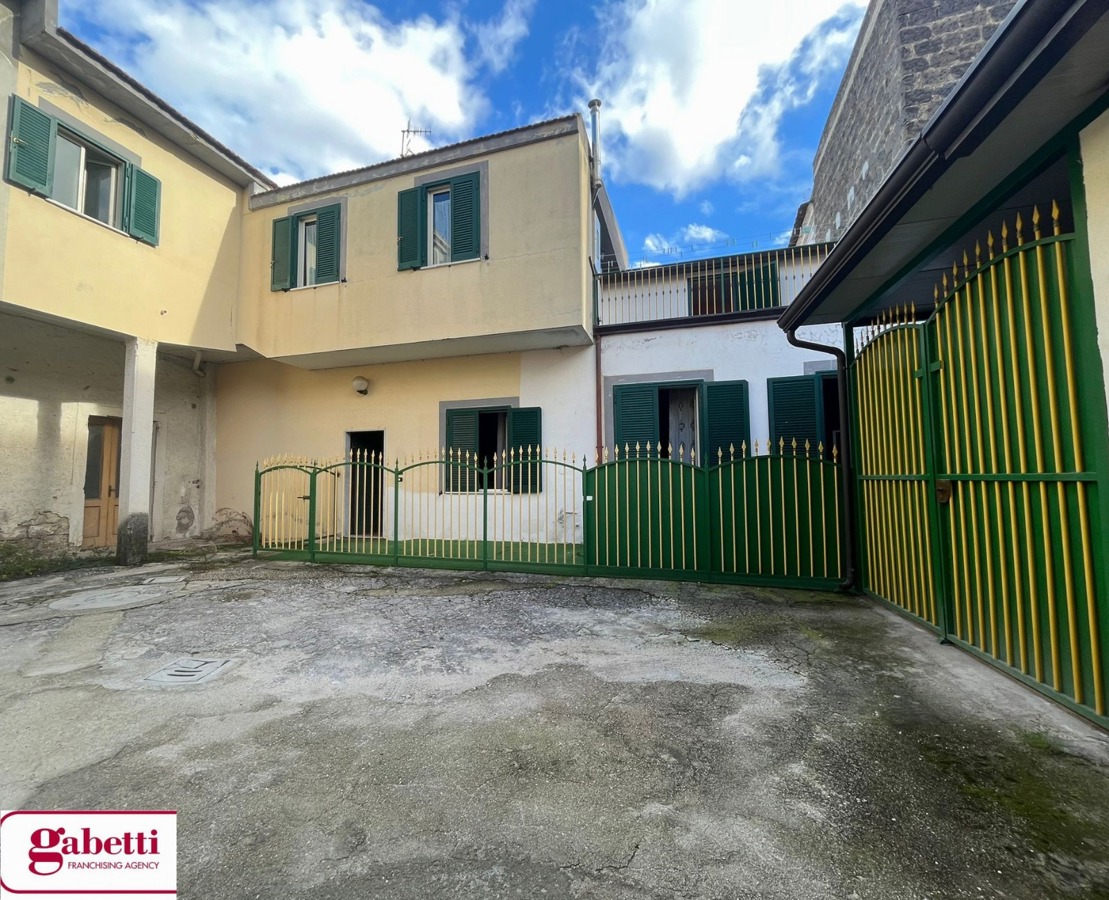 Duplex in vendita a Macerata Campania (CE)