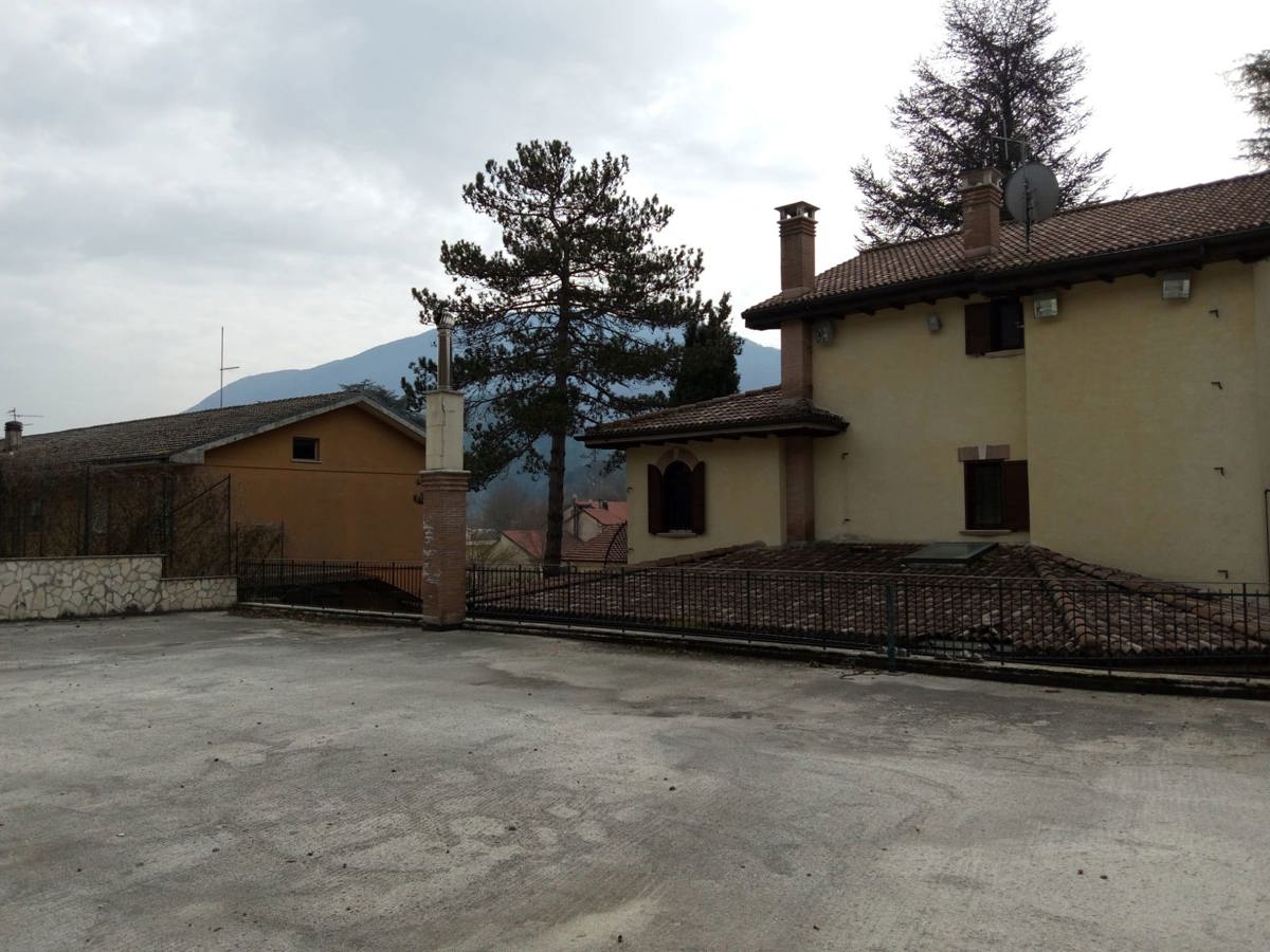 Foto 9 di 25 - Villa in vendita a Carsoli